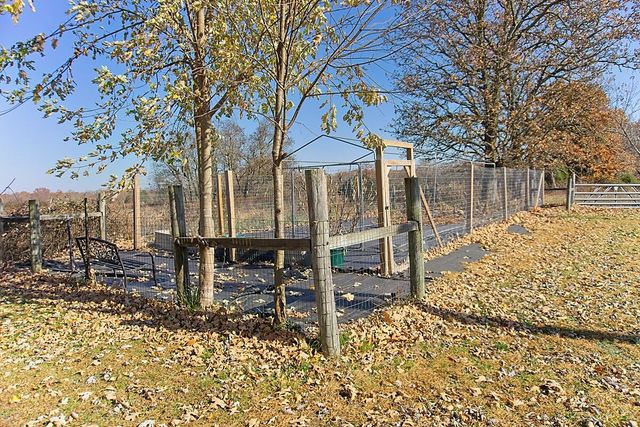 6963 County Road 1940, Pomona, MO 65789