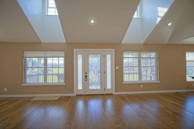 6963 County Road 1940, Pomona, MO 65789