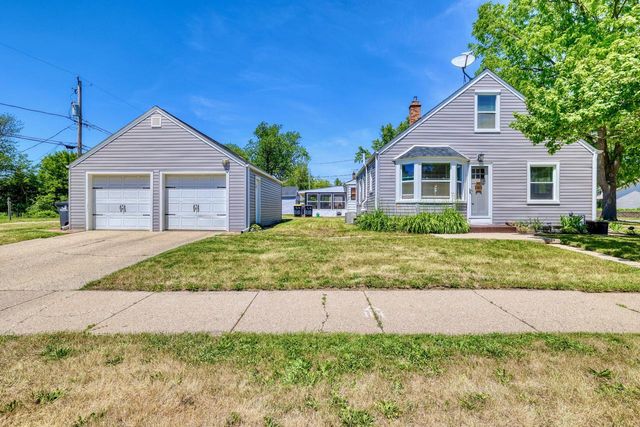 420 Scott AVENUE, Waukesha, WI 53186