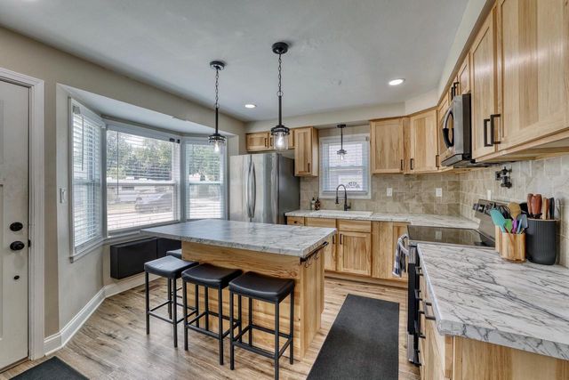 420 Scott AVENUE, Waukesha, WI 53186