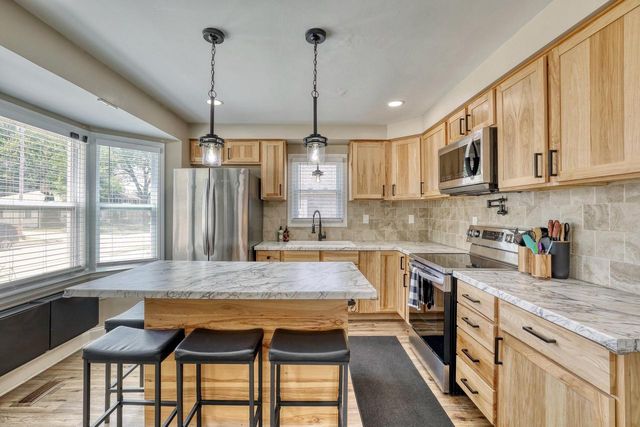420 Scott AVENUE, Waukesha, WI 53186