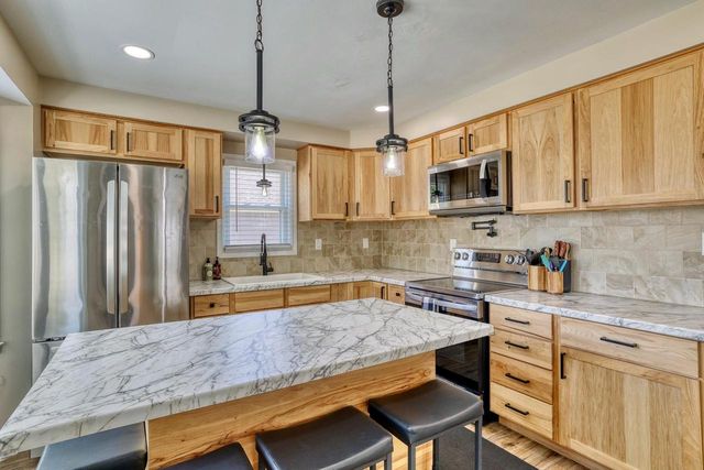 420 Scott AVENUE, Waukesha, WI 53186