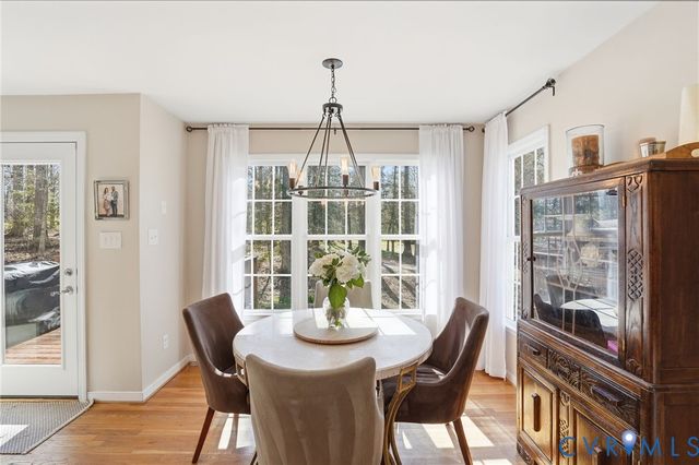 10130 Wood Vale Ct, Chesterfield, VA 23236