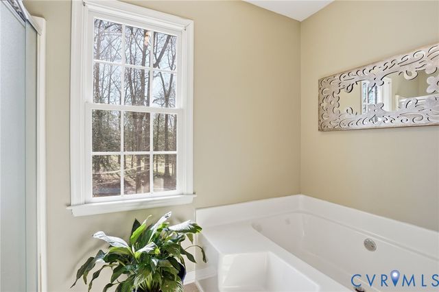 10130 Wood Vale Ct, Chesterfield, VA 23236