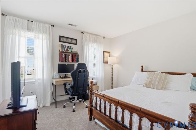 10130 Wood Vale Ct, Chesterfield, VA 23236