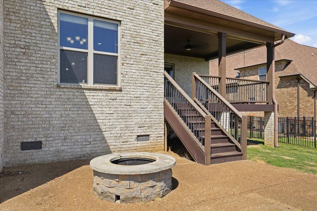 1033 Mires Rd, Mount Juliet, TN 37122