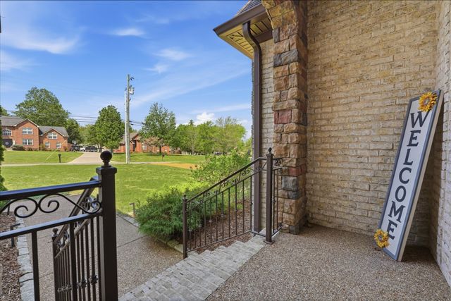 1033 Mires Rd, Mount Juliet, TN 37122