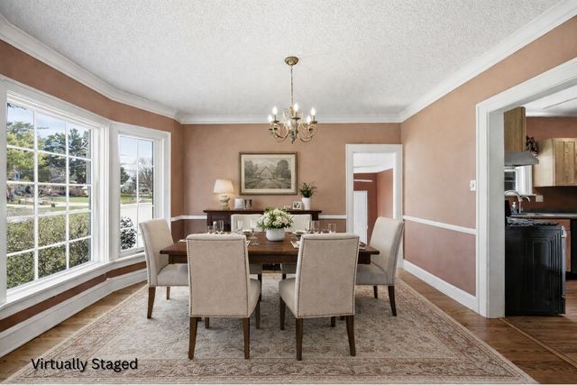 330 Crescent Street SE, Cedar Rapids, IA 52403