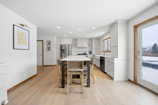 5144 Rose Creek Parkway S, Fargo, ND 58104