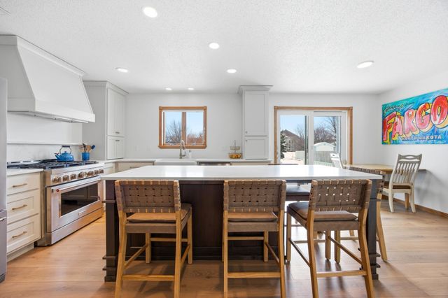 5144 Rose Creek Parkway S, Fargo, ND 58104