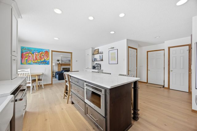 5144 Rose Creek Parkway S, Fargo, ND 58104