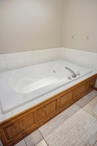 5144 Rose Creek Parkway S, Fargo, ND 58104