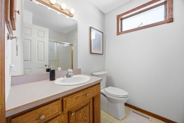 5144 Rose Creek Parkway S, Fargo, ND 58104