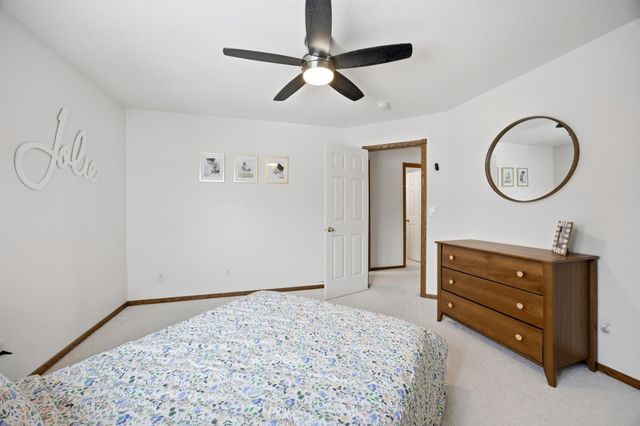 5144 Rose Creek Parkway S, Fargo, ND 58104