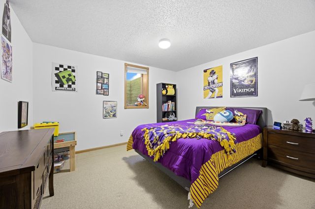 5144 Rose Creek Parkway S, Fargo, ND 58104