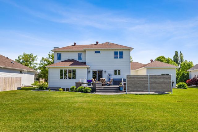 5144 Rose Creek Parkway S, Fargo, ND 58104