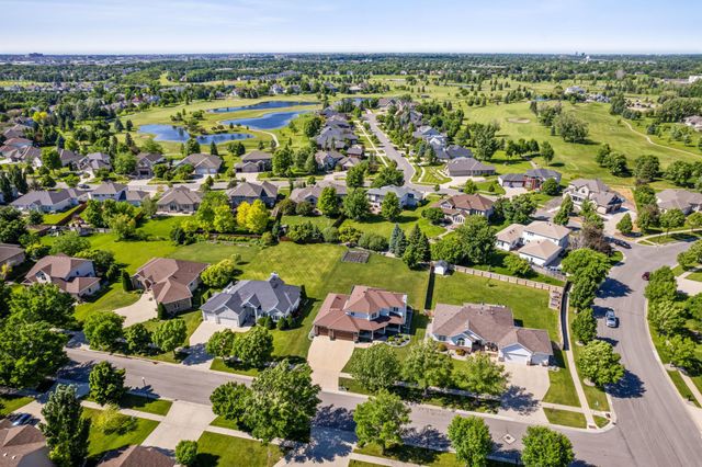 5144 Rose Creek Parkway S, Fargo, ND 58104