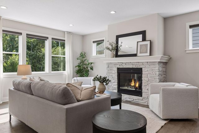 7400 Agate Trail, Inver Grove Heights, MN 55077