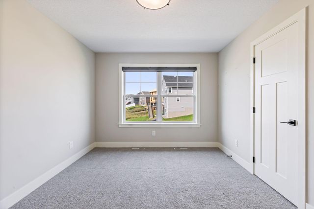 7400 Agate Trail, Inver Grove Heights, MN 55077