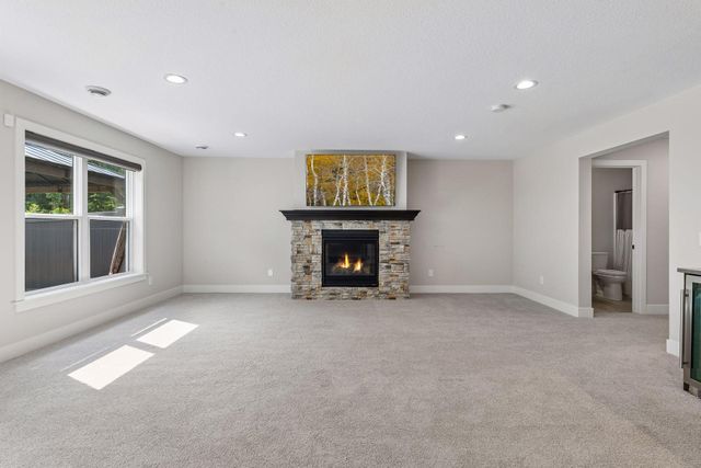 7400 Agate Trail, Inver Grove Heights, MN 55077