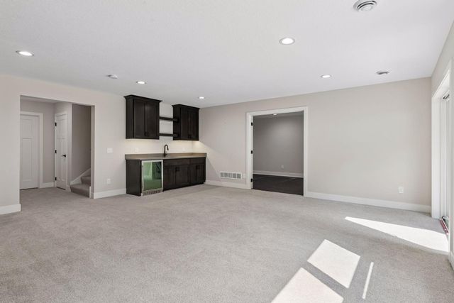7400 Agate Trail, Inver Grove Heights, MN 55077