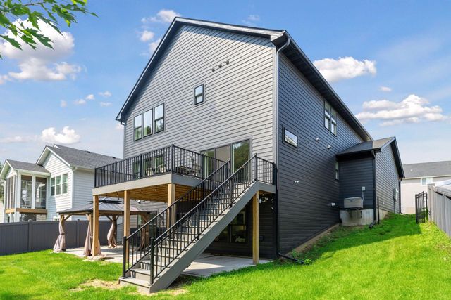 7400 Agate Trail, Inver Grove Heights, MN 55077