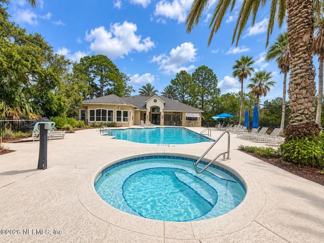 1655 THE GREENS Way 3024, Jacksonville Beach, FL 32250