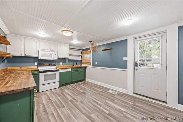 724 Watt Street, Jeffersonville, IN 47130