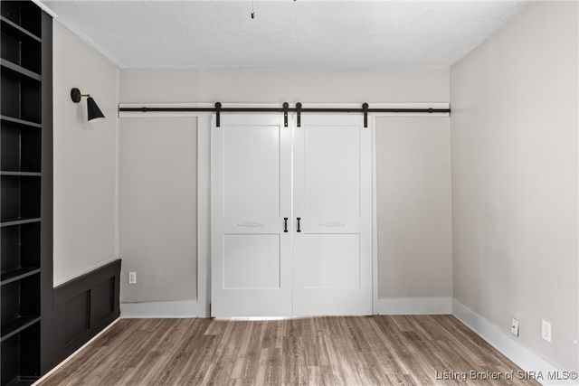 724 Watt Street, Jeffersonville, IN 47130