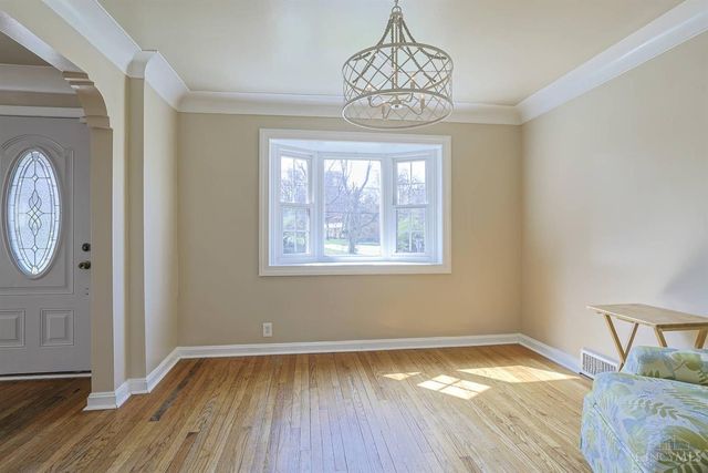 2652 Cedarbrook Drive, Golf Manor, OH 45237