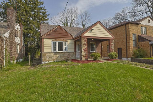 2652 Cedarbrook Drive, Golf Manor, OH 45237