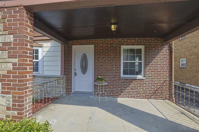 2652 Cedarbrook Drive, Golf Manor, OH 45237