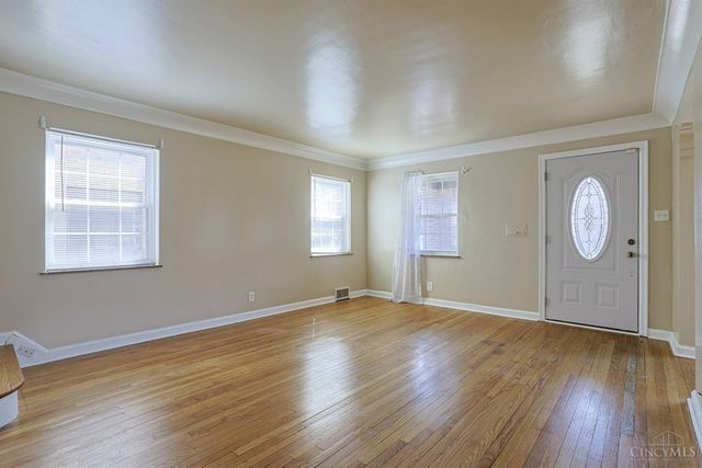 2652 Cedarbrook Drive, Golf Manor, OH 45237