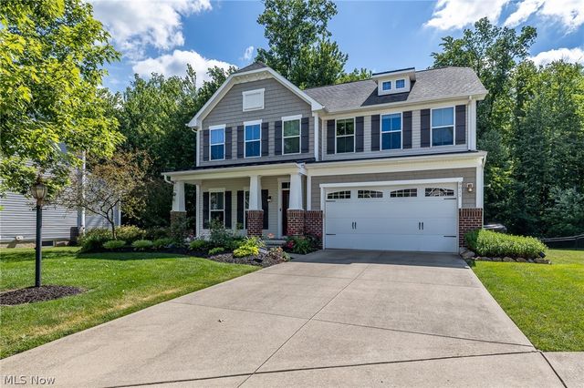 9011 Moss Pointe Circle, Olmsted Twp, OH 44138