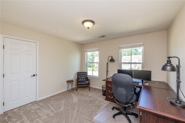 9011 Moss Pointe Circle, Olmsted Twp, OH 44138