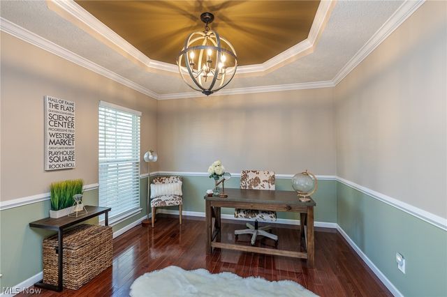 9011 Moss Pointe Circle, Olmsted Twp, OH 44138