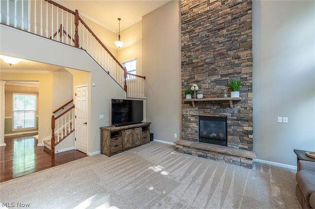 9011 Moss Pointe Circle, Olmsted Twp, OH 44138