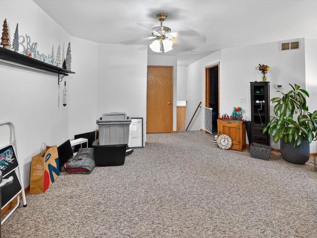 808B N Clover Lane, Cottage Grove, WI 53527
