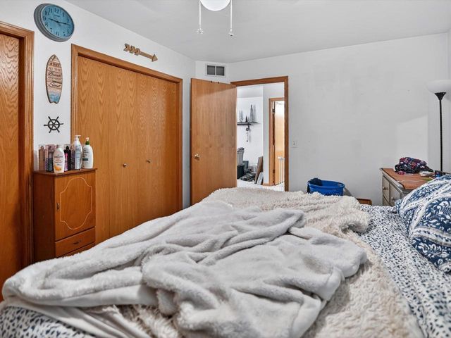 808B N Clover Lane, Cottage Grove, WI 53527