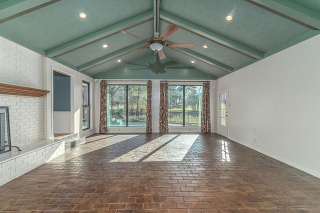 20 Amherst Court, Conroe, TX 77304