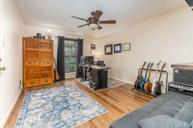 20 Amherst Court, Conroe, TX 77304