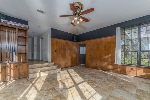 20 Amherst Court, Conroe, TX 77304