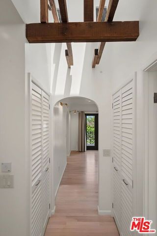 9001 Rosewood Avenue, West Hollywood, CA 90048