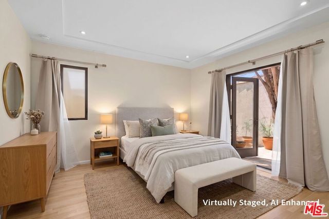 9001 Rosewood Avenue, West Hollywood, CA 90048