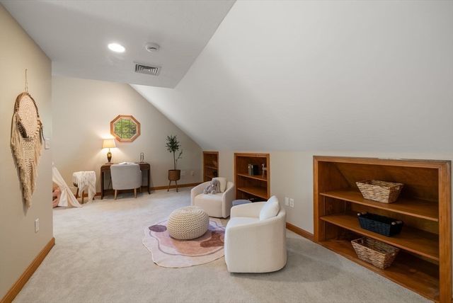 49 Walpole St, Dover, MA 02030
