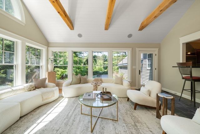 49 Walpole St, Dover, MA 02030