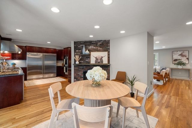 49 Walpole St, Dover, MA 02030
