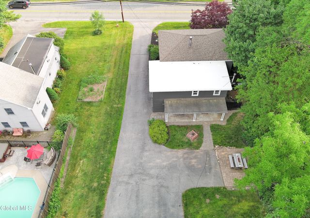 509 New York 146, Altamont, NY 12009