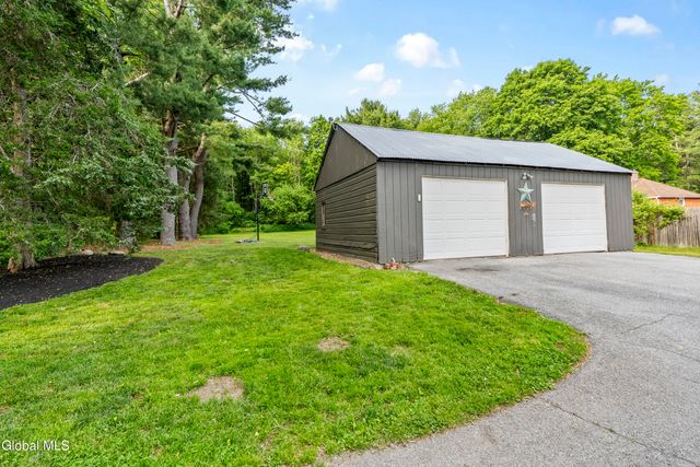 509 New York 146, Altamont, NY 12009