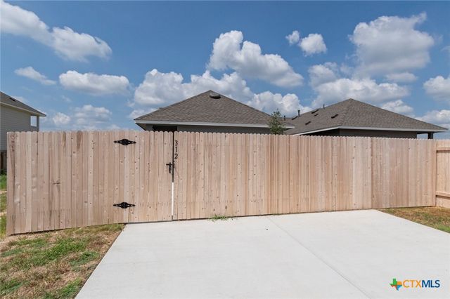 312 Witchhazel Way, San Marcos, TX 78666
